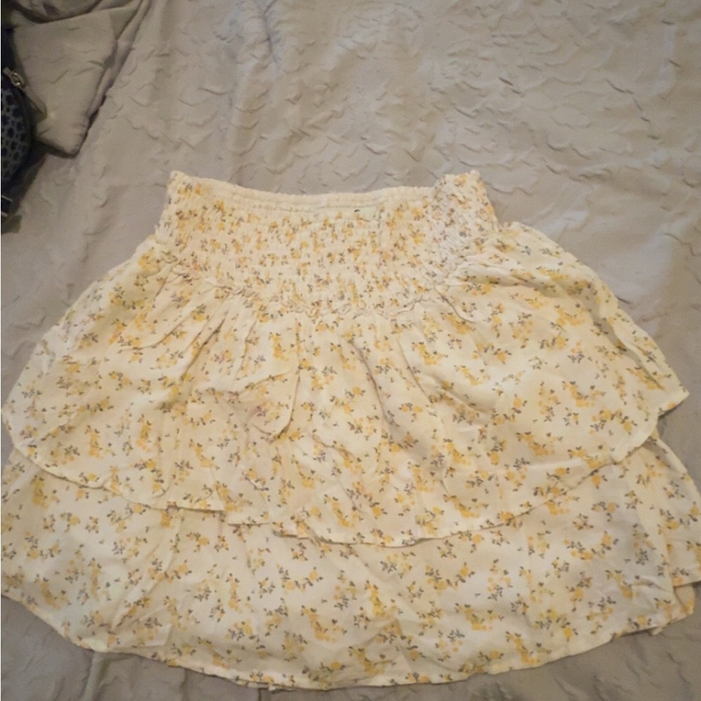 Hollister skirts 2 floral